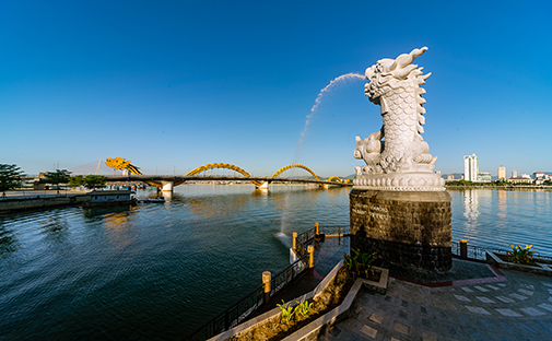 Statue dragon bridge danang city with ManNguyen