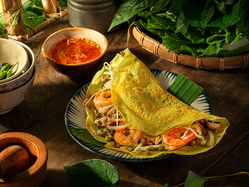 Vietnamese Crepes or Banh Xeo with Man Nguyen Private Tours
